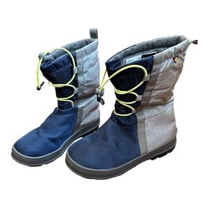 BOGS Snownights Insulated Winter Boot Kids Size US 2